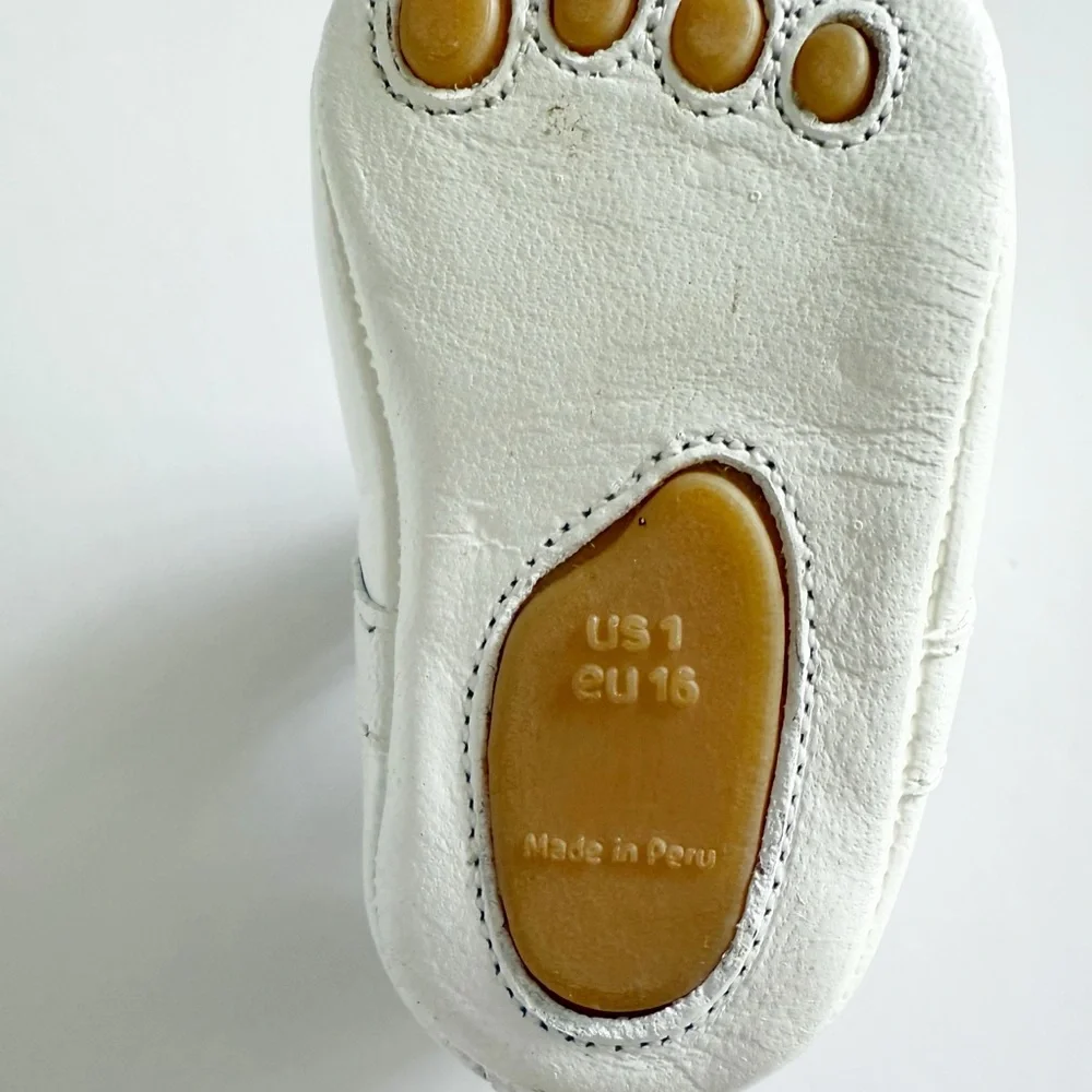 Elephantito Baby Ballerina Shoes with Bow - Picture 6 of 11